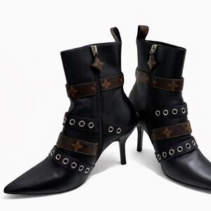 Louis Vuitton Janet Ankle Boots Size 37
